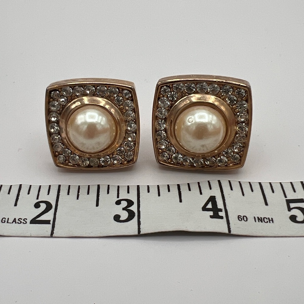 PIERRE BALMAIN Paris Vintage Gold Plated Pearl Clip Earrings - Picture 7 of 7
